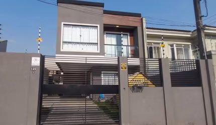 Sobrado para Venda em Curitiba, Fazendinha, 3 dormitórios, 1 suíte, 3 banheiros, 4 vagas