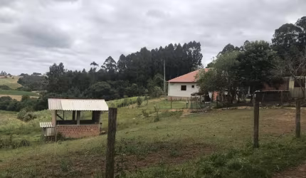 Chácara para Venda em Quitandinha, Águas Claras, 5 dormitórios, 1 suíte, 3 banheiros, 40 vagas