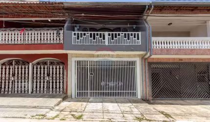 Oportunidade Única! Sobrado à Venda na Cidade das Flores, Osasco!