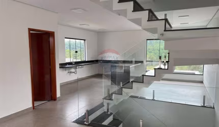 PROMOÇÃO POR TEMPO LIMITADO - LINDO SOBRADO 178mts acabamento Sofisticado