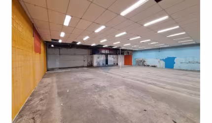 Loja para locação na região da Lapa - 376,14m² de área construída
