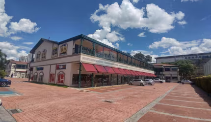 Locação de loja no Shopping Flamingo