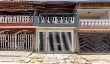 Oportunidade Única! Sobrado à Venda na Cidade das Flores, Osasco!
