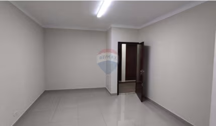 Sala Comercial em SP: Parque São Domingos, 28m²