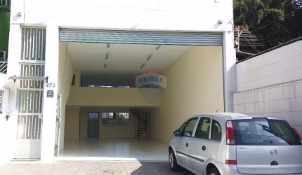 Salão ponto comercial para locação na Rua Brig. Henrique Fontenelle