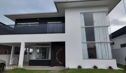 Casa à venda no bairro Ingleses do Rio Vermelho - Florianópolis/SC