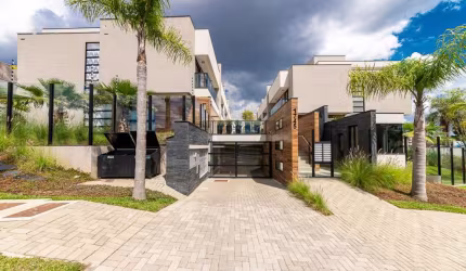 Casa em condominio 3 suites - Curitiba - PR