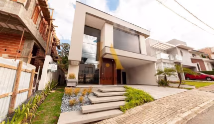 Casa em condominio 3 suites - Curitiba - PR