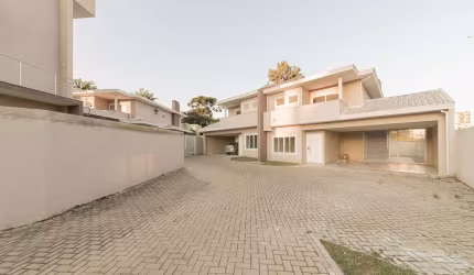 Sobrado em condomínio 3 dormitórios no Aristocrata - J.A. imóveis