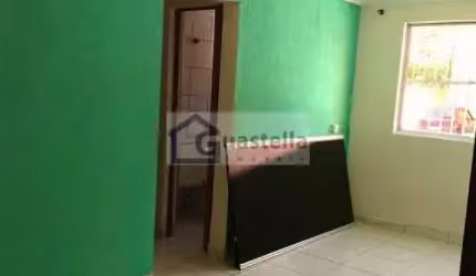 Encontre seu novo lar em Montanhão - São Bernardo do Campo! Apartamento de 74M² com 2 dormitórios e 1 banheiro, por R$ 205.000 para venda . Confira!
