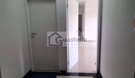 Apartamento 2 Dormitórios em Vila Eldizia, Santo André - R$ 328.070