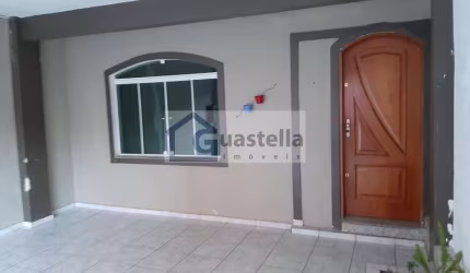 Sobrado em Santa Terezinha, São Bernardo - 3 Dormitórios, R$ 757.000