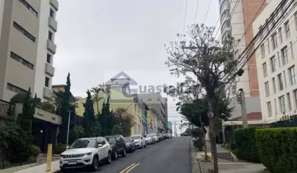 Descubra seu novo lar em Jardim Bela Vista, Santo André: Apartamento 3 dorms, 1 suíte, 3 banheiros por R$ 749.000!