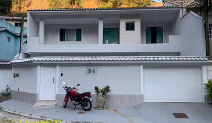 Casa com 4 quartos à venda na Taquara
