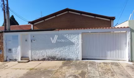 Casa com 3 quartos à venda na Rua Ribeirão Branco, 144, Jardim do Trevo, Campinas, 225 m2 por R$ 630.000