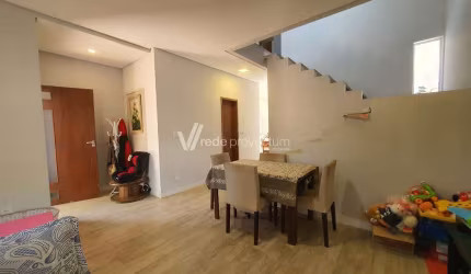 Casa com 3 quartos à venda na Rua Pascoal Notte, 480, Parque Taquaral, Campinas, 164 m2 por R$ 870.000