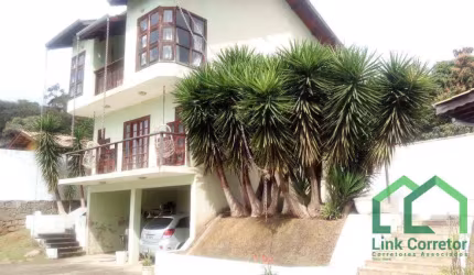 Casa com 4 dormitórios para alugar, 200 m² por R$ 4.960,00/mês - Lopes - Valinhos/SP