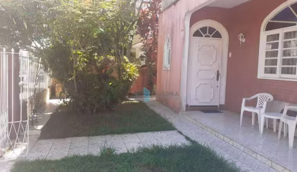 Casa com 5 dormitórios à venda, 253 m² por R$ 1.700.000,00 - Agronômica - Florianópolis/SC