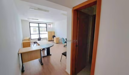 Sala Comercial à Venda no Centro, Florianópolis !!