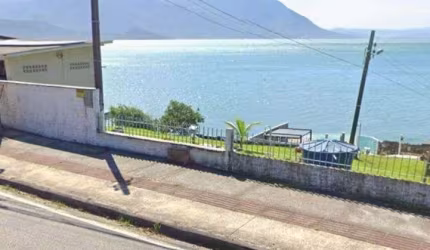 Terreno à Venda com Frente Mar no Ribeirão da Ilha, Florianópolis !!