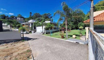 Terreno à Venda em Condomínio Fechado no bairro Saco Grande, Florianópolis !!