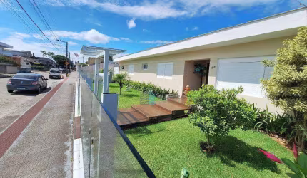 Casa para Locação com 2 Terrenos de Esquina no Santa Mônica !!