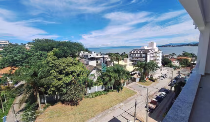 Cobertura Duplex à Venda no bairro João Paulo, Florianópolis !!