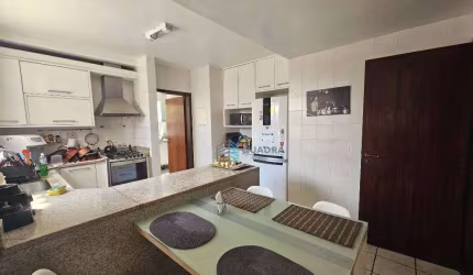 Casa com 3 dormitórios à venda, 238 m² por R$ 2.200.000,00 - Parque São Jorge - Florianópolis/SC