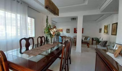 CASA 4 DORMITÓRIOS