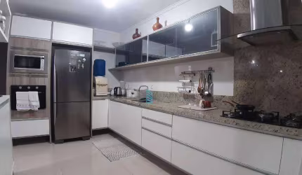 LINDA CASA NO SANTA MÔNICA