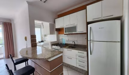 Apartamento com planejados a 50m da UFSC