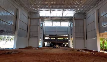 Galpão/Depósito/Armazém para aluguel e venda possui 2430 metros quadrados