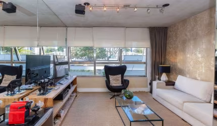 Apartamento à venda no Condomínio Maxhaus Brook em Jardim das Acácias - São Paulo - SP