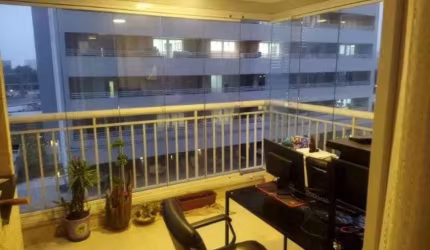 Apartamento à venda no Condomínio United Home Barra Funda na Barra Funda em São Paulo - SP