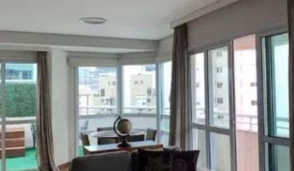 Apartamento Duplex à venda no Condomínio Villa Funchal em São Paulo-SP