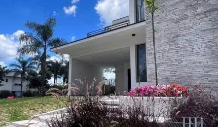 Casa em Obra à Venda no Residencial Itahyê, Cidade Tamboré, Santana de Parnaíba - SP
