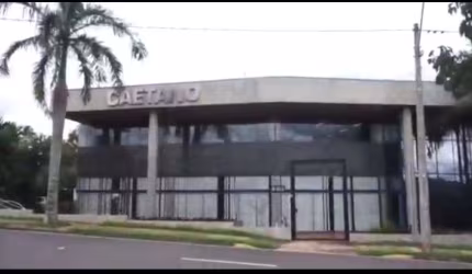 Prédio comercial para alugar em Bauru - SP.