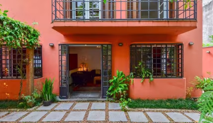 Sobrado à Venda em Jardim Morumbi - São Paulo - SP