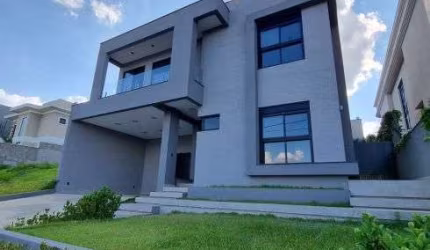Casa de Alto Padrão à venda no Residencial Parque dos Alecrins