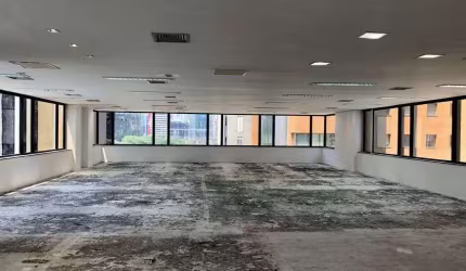 Sala/Conjunto para venda possui 245 metros quadrados em Vila Olímpia - São Paulo - SP.