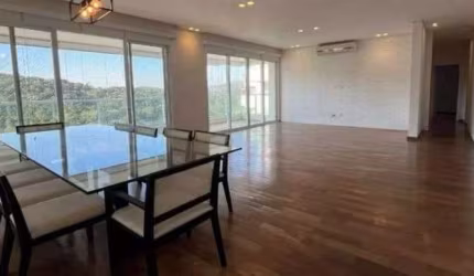 Duplex para aluguel e venda possui 284 metros quadrados com 4 quartos