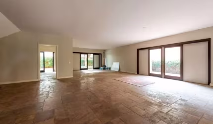 Casa à venda no Alto de Pinheiros em São Paulo - SP.