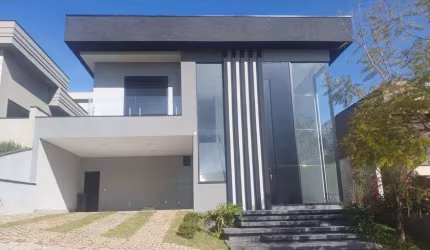 Sobrado à venda no Residencial Itahyê na Cidade Tamboré em Santana de Parnaíba - SP