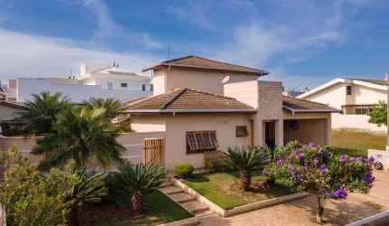 Casa à venda no Condomínio Jardim Golden Park Residence Hortolândia/SP.