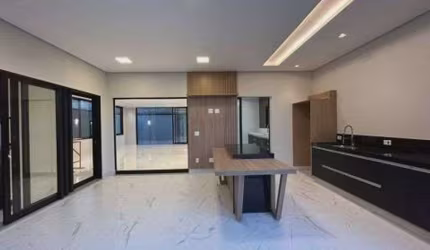 Casa de condomínio para venda no Condomínio Vila dos Plátanos em Campinas - SP