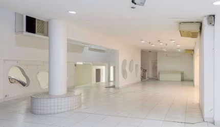 Ponto comercial/Loja com 02 Salões e Estúdio à Venda no Bairro Cidade Jardim, São Paulo - SP