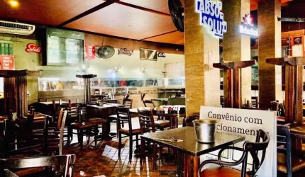 Área com casa à venda em ponto comercial privilegiado, 640 m² por R$ 6.500.000 - Cambuí - Campinas.
