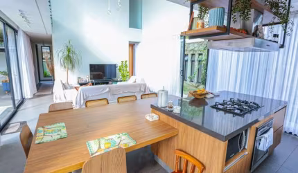 Casa de condomínio alto padrão à venda no Residencial Itahyê no Tamboré em Santana de Parnaíba - SP