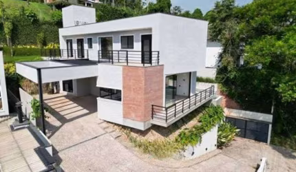 Casa à venda no Condomínio Residencial Jardim Botânico, no bairro Jd. Botânico (Sousas) Campinas- SP