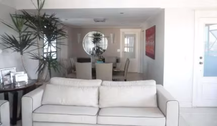Apartamento para venda possui 223 metros quadrados com 3 quartos em Cambuí - Campinas - SP
